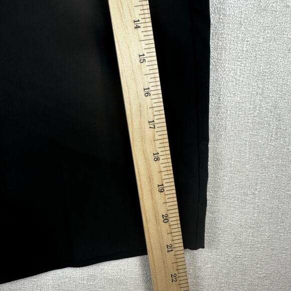 WHITE HOUSE BLACK MARKET Women’s 12” Black Bermuda Shorts~~Size 8 NWOT - Picture 8 of 12